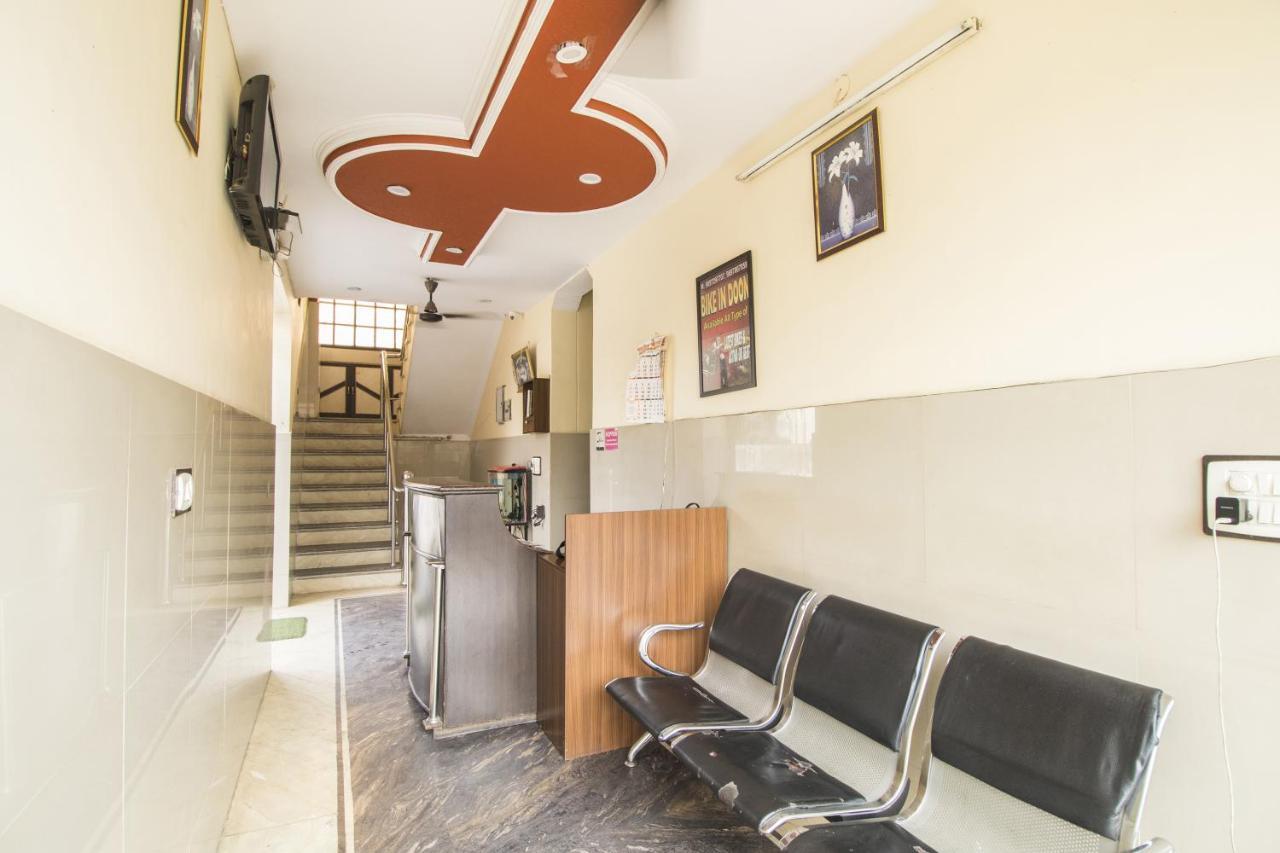 Hotel Bajaj Inn Dehradun Bagian luar foto
