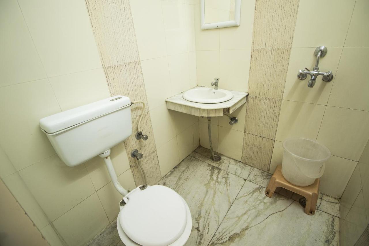 Hotel Bajaj Inn Dehradun Bagian luar foto